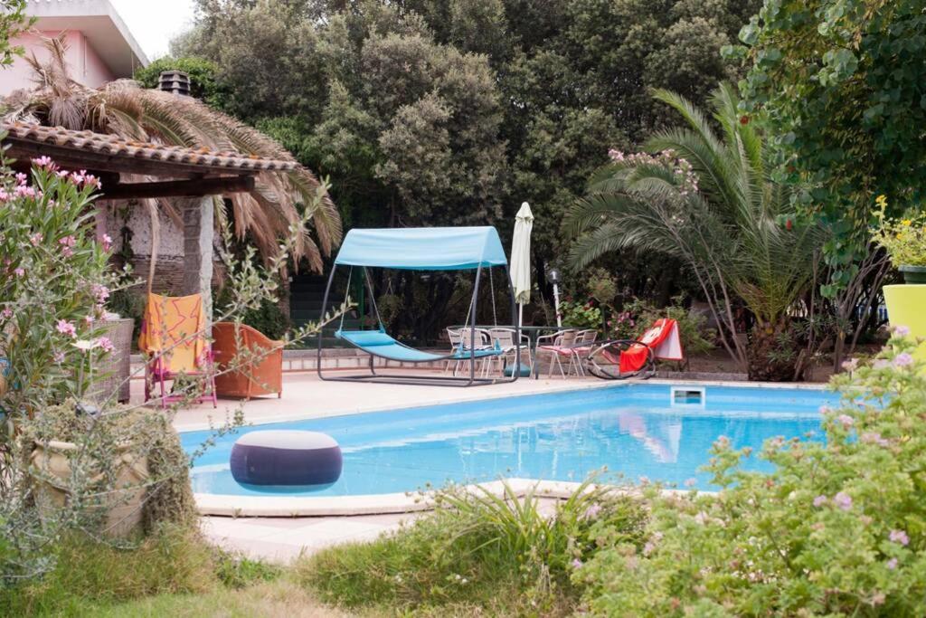 Loft Mansardato Con Giardino E Piscina In Villa Privata Loft With Garden And Swimming Pool In A Private Villa Sestu Kültér fotó