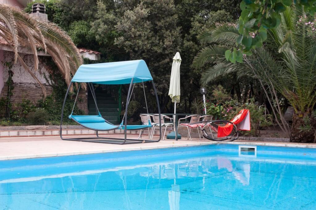 Loft Mansardato Con Giardino E Piscina In Villa Privata Loft With Garden And Swimming Pool In A Private Villa Sestu Kültér fotó